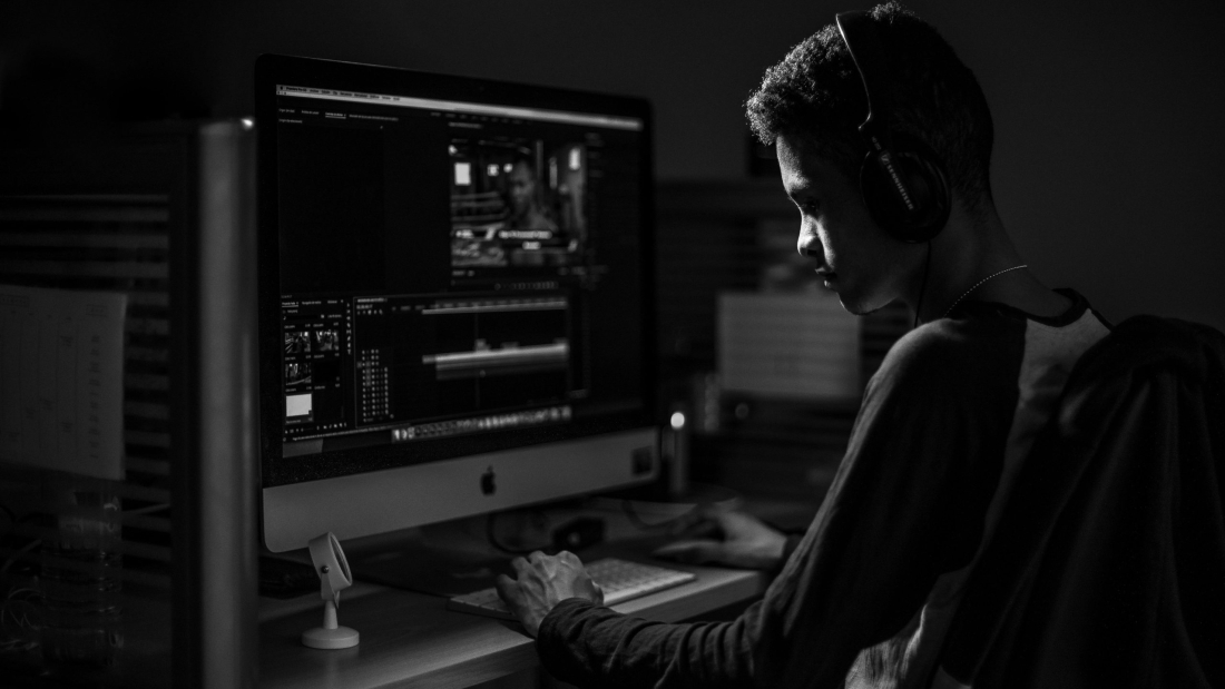 pexels-rquiros-2330137